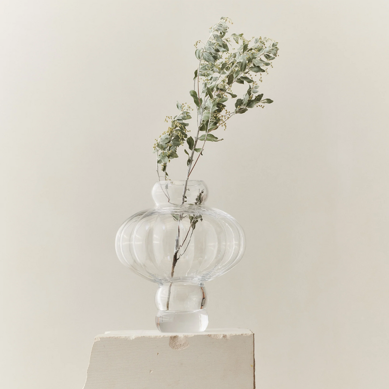 Balloon Vase 08 by Louise Roe