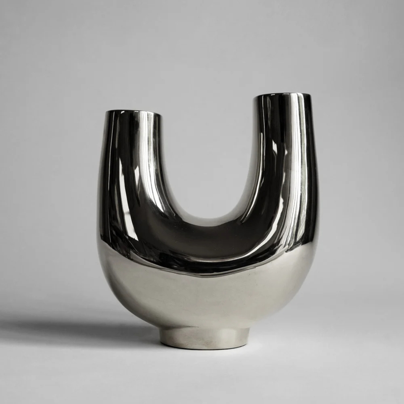 Kazumi Vase by Hein Studio