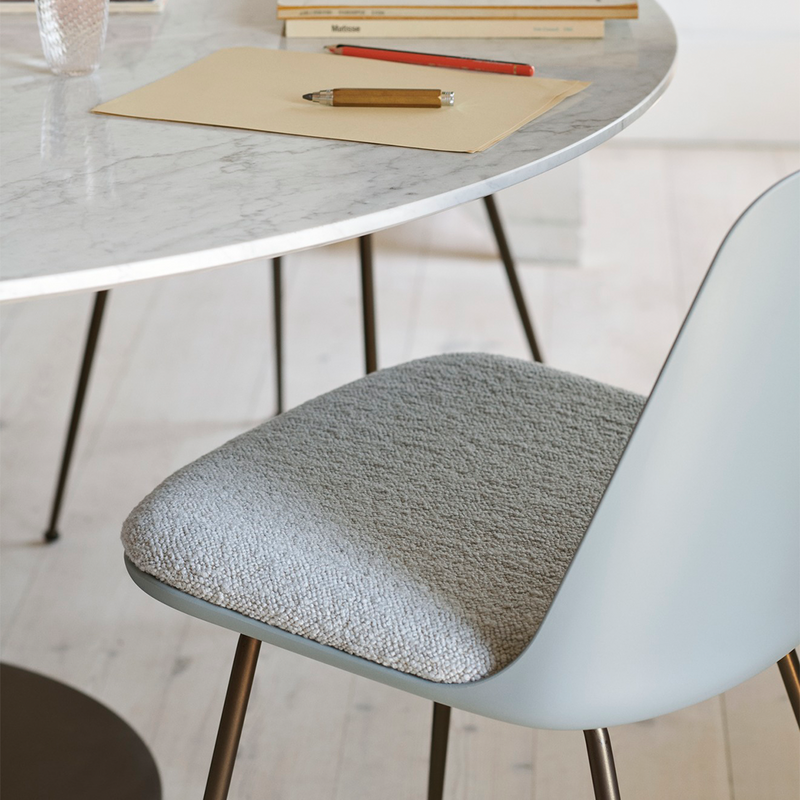 Rely Dining Chair w. Seat Cushion