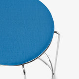 ATD_Packshots_159930_Wire Counter Stool VP15 w Hallingdal 723 Seat Pad_Detail