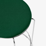 ATD_Packshots_159930_Wire Counter Stool VP15 w Hallingdal 944 Seat Pad_Detail