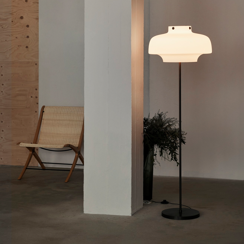 Copenhagen Floor Lamp by &Tradition - Space Copenhagen