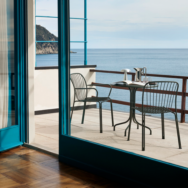 Thorvald Café Table Round by &Tradition - Space Copenhagen