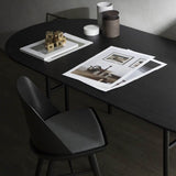 Snaregade Oval Table