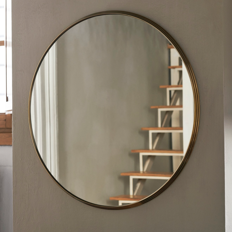 Sillon Round Mirror - Large by &Tradition